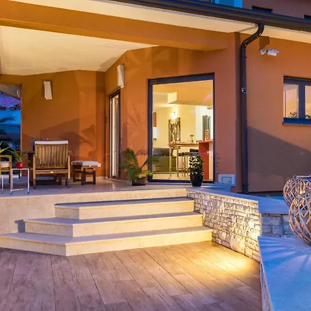 Veronica With Great Sea View & Private Pool - Calm & Relax Holidays In Istria *
