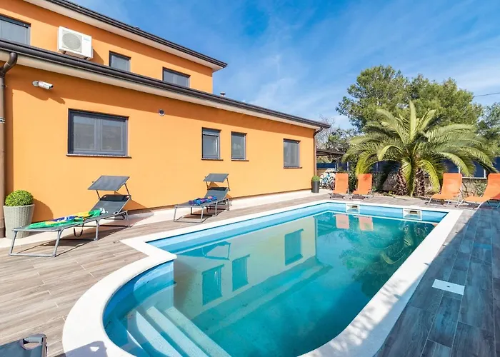 Villa Veronica With Great Sea View & Private Pool - Calm & Relax Holidays In Istria
