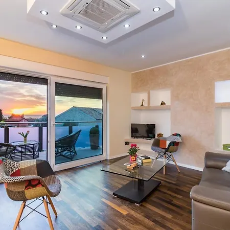 Veronica With Great Sea View & Private Pool - Calm & Relax Holidays In Istria Villa *