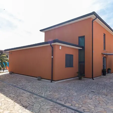 Villa Veronica With Great Sea View & Private Pool - Calm & Relax Holidays In Istria Peroj