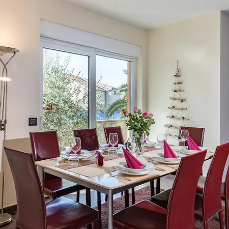 Veronica With Great Sea View & Private Pool - Calm & Relax Holidays In Istria Villa